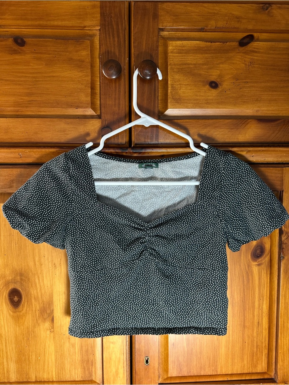 wild fable Women’s Black Polka Dot Sweetheart Crop Top Shirt